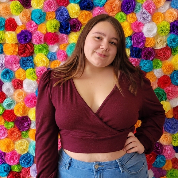 Meet your Posher, Arianna - Picture 4 of 12